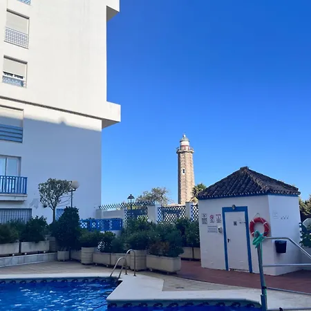 El Faro Vacaciones En * エステポナ